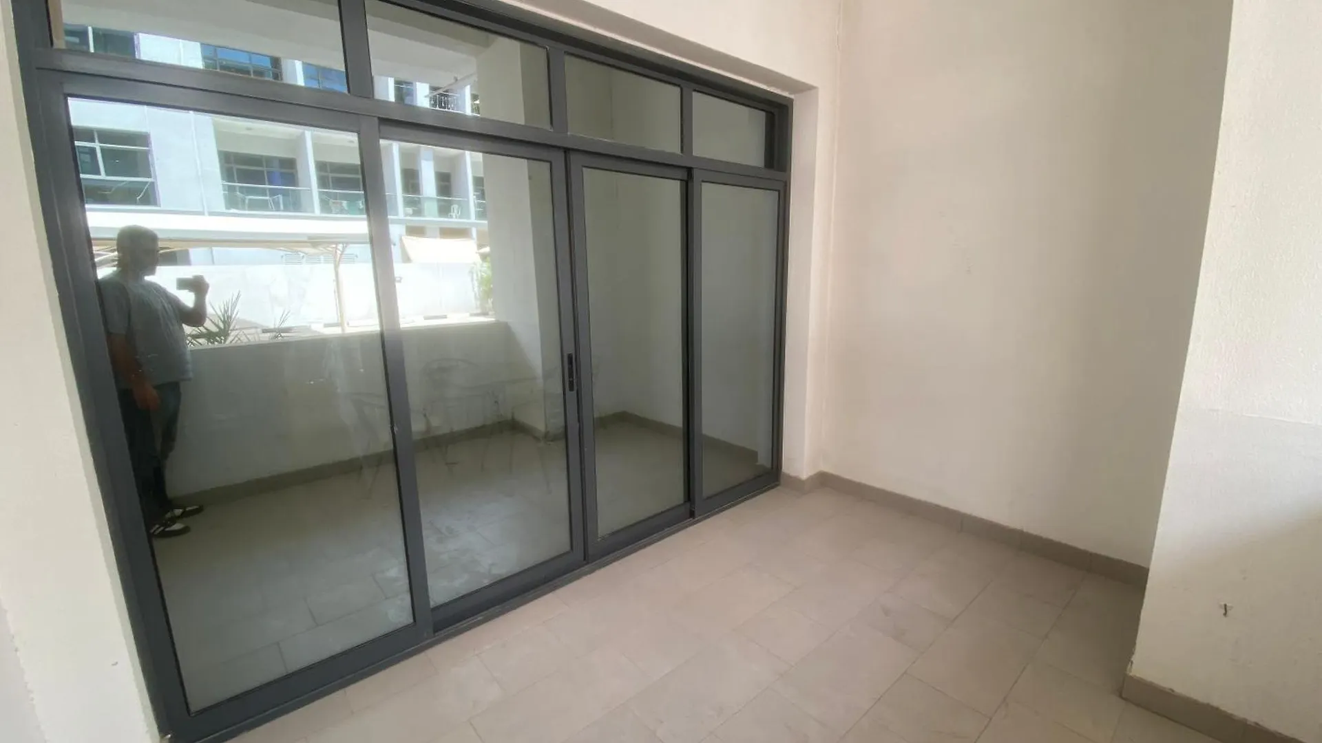 2Bhk Furnished Apartment - Dip Metro Station , Mall , Bus Station Near Dubai United Arab Emirates