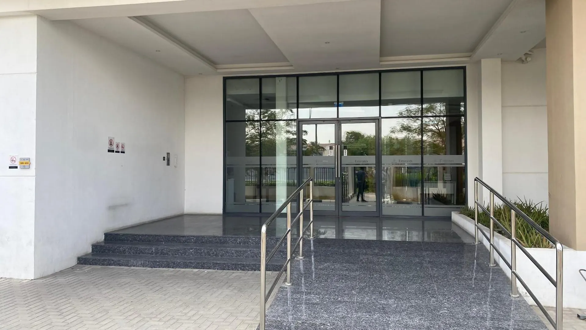2Bhk Furnished Apartment - Dip Metro Station , Mall , Bus Station Near Dubai
