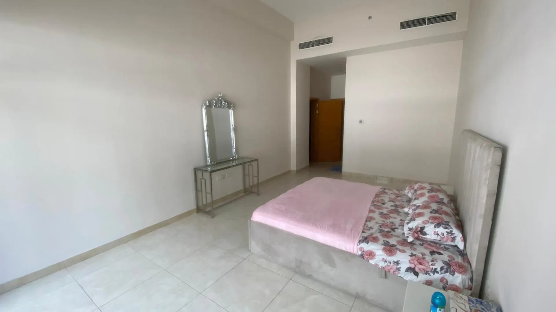 2Bhk Furnished Apartment - Dip Metro Station , Mall , Bus Station Near Dubai United Arab Emirates
